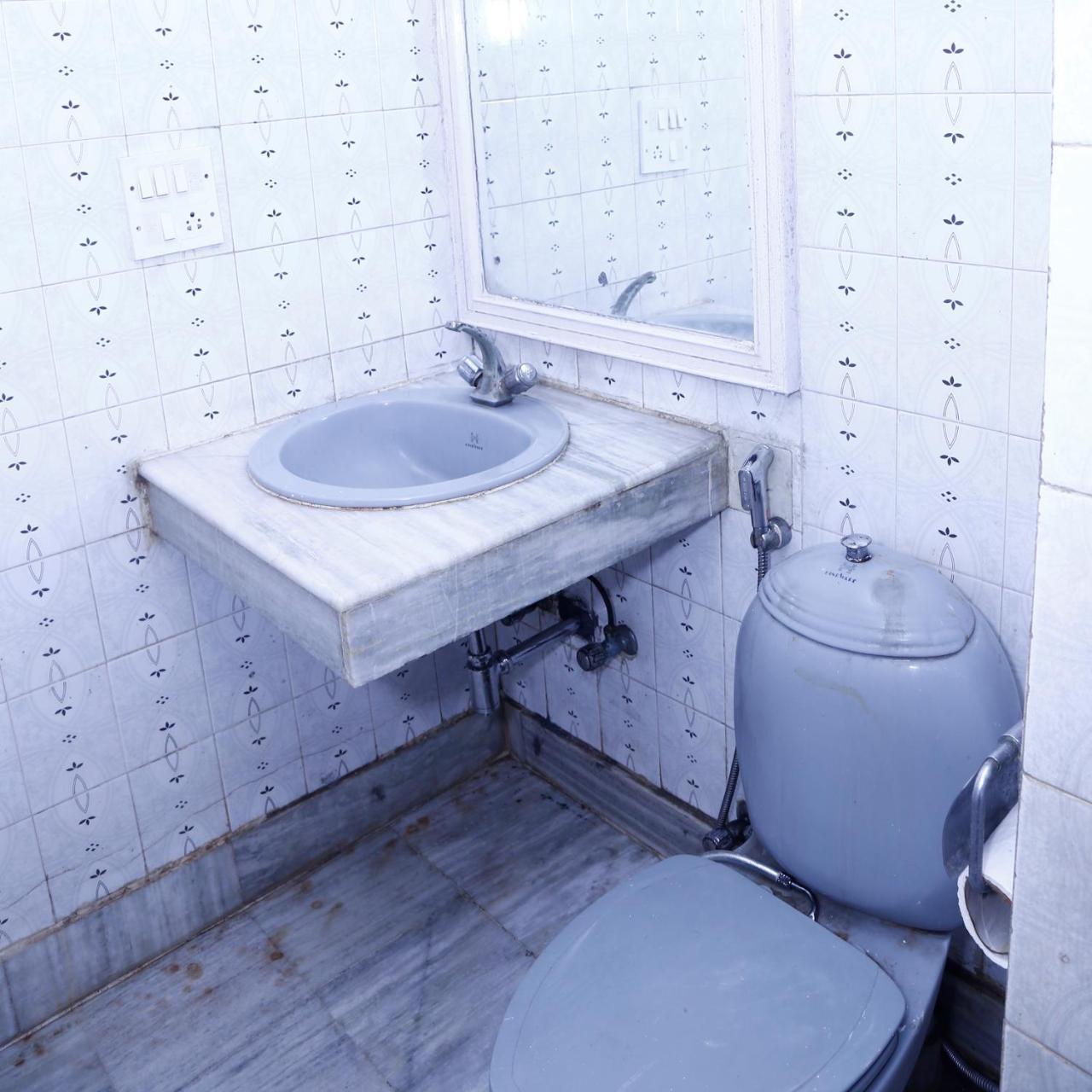 Batra Holiday Home - Couple Friendly Stays Делхи Екстериор снимка