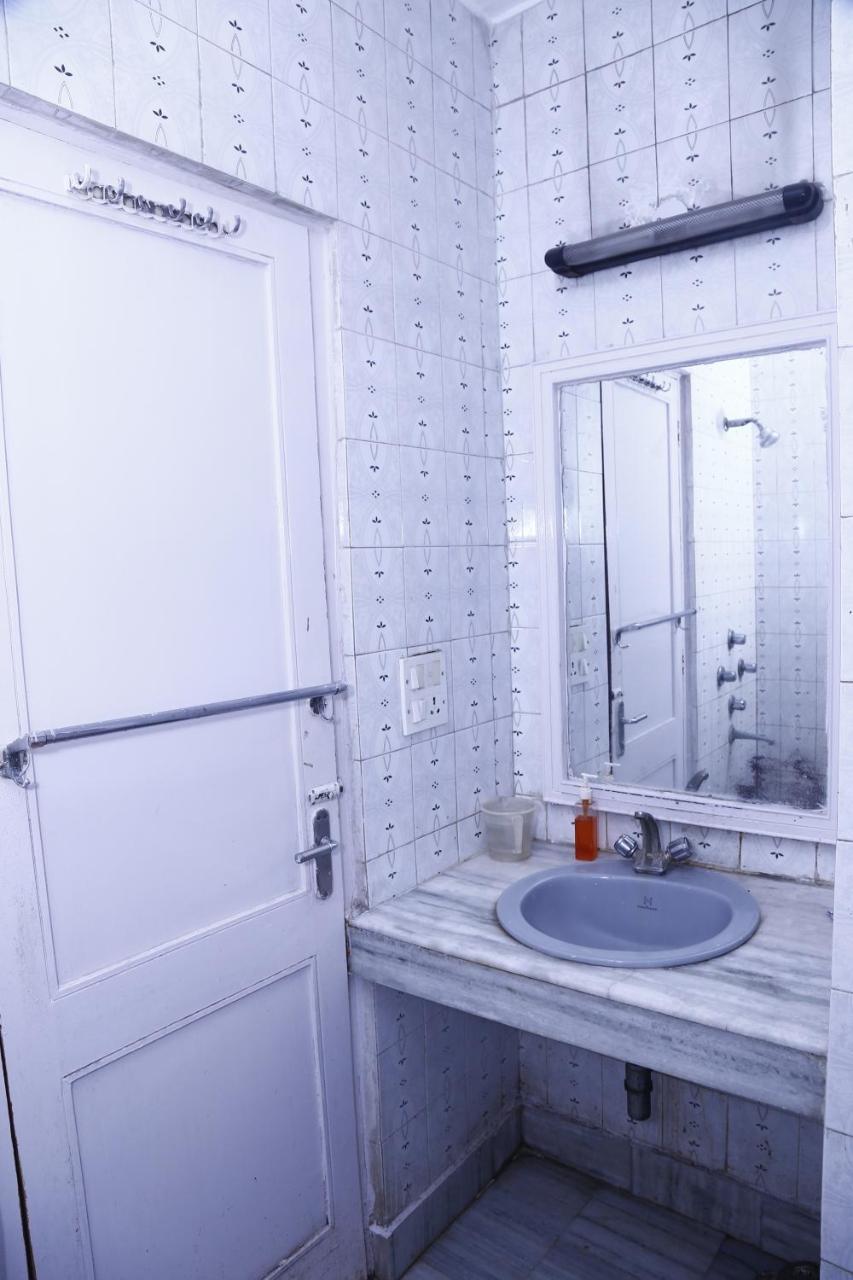 Batra Holiday Home - Couple Friendly Stays Делхи Екстериор снимка